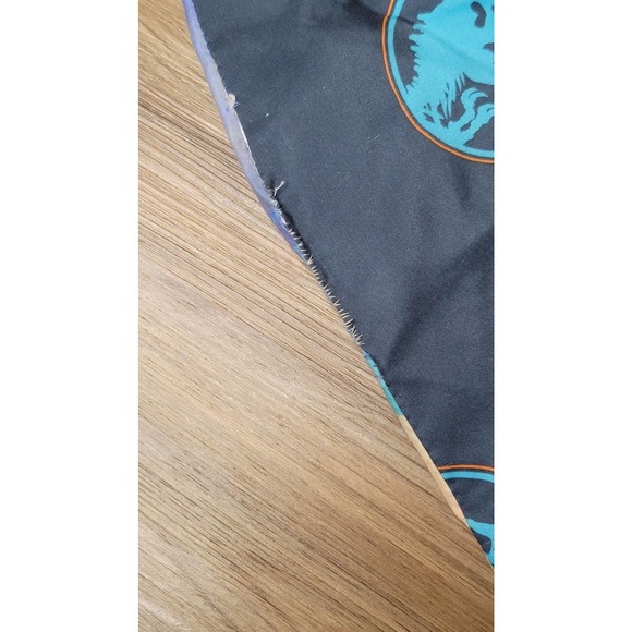 Jurassic World Twin Reversible Comforter Blanket - Picture 2 of 5